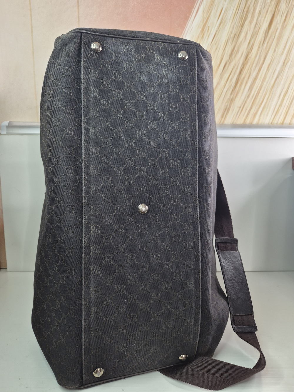 Gucci Men's Travel Duffel Bag - Picture 6 of 10